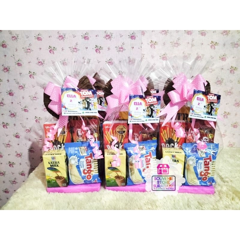 

Bingkisan Ultah Unik || Paket snack ultah || snack ultah sby | snack ultah lucu murah