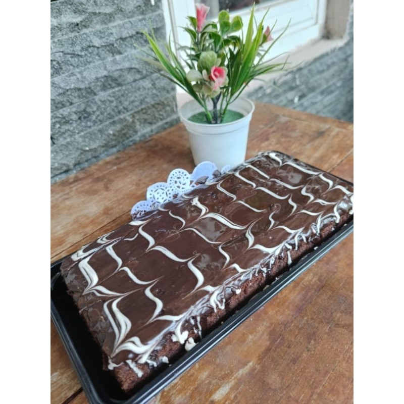 

Brownis Merble Maira Cake