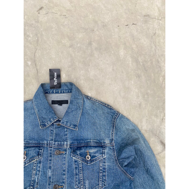 Uniqlo Trucker Jeans