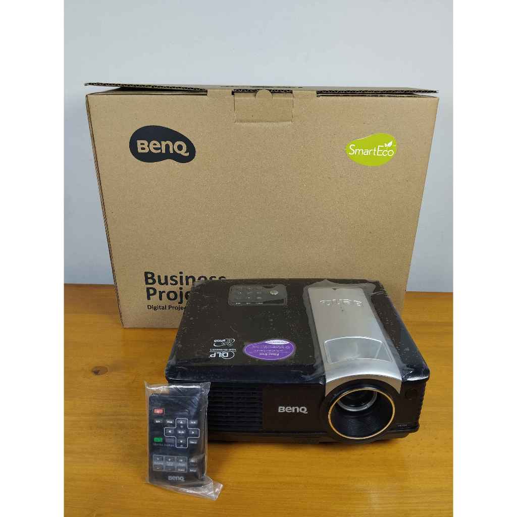 proyektor BenQ MP524 2500 lumens