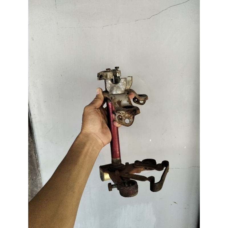 Segitiga atas bawah honda S90 castrol 69 original