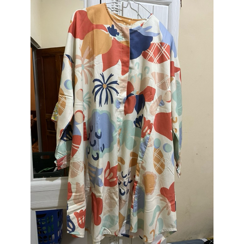 Nadjani White Preloved