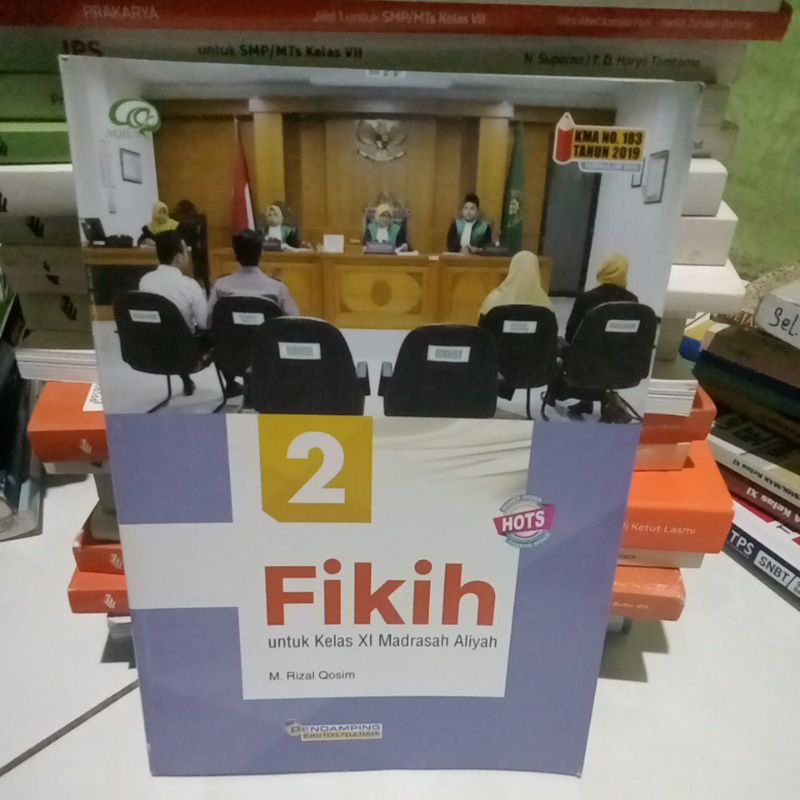 buku fiqih kelas 11 penerbit aqila HOTS