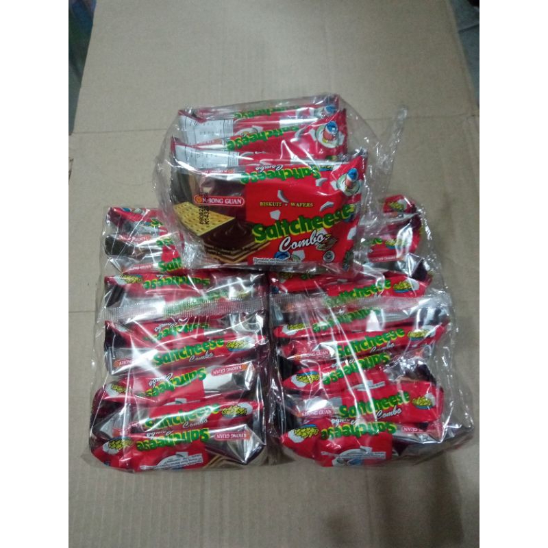 

Biskuit Wafer Saltcheese Combo sachet isi 10