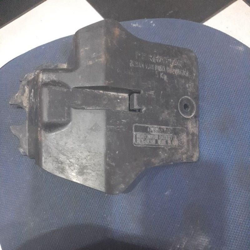 cover tutup box aki honda beat karbu ori copotan