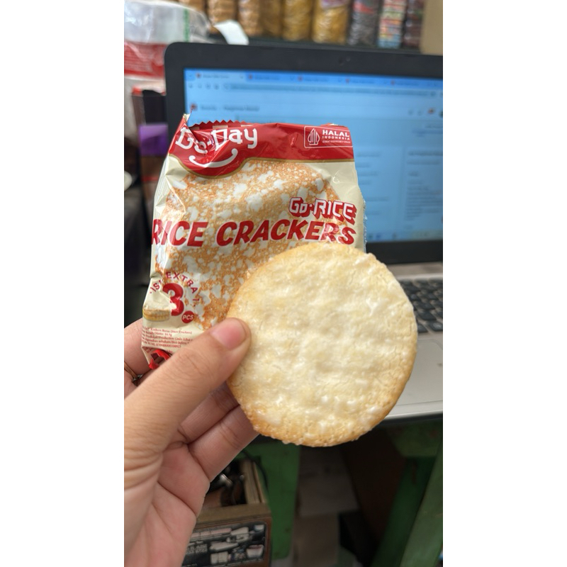 

Go Day Rice Crackers