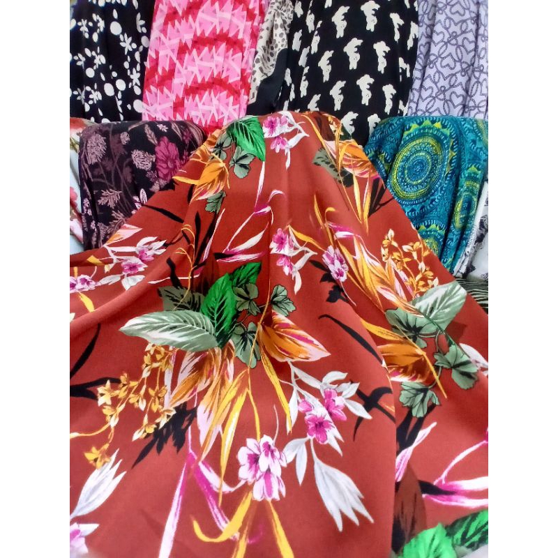 Kain/Bahan zara crepe motif polkadot//Kain zara crepe motif onde-onde