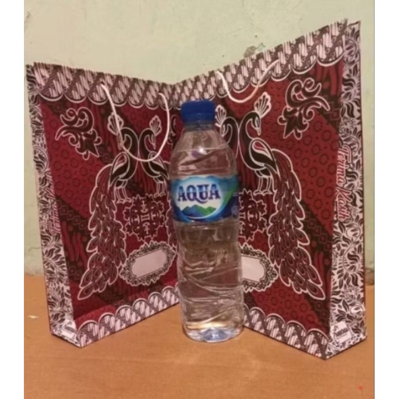 

PAKET HEMAT 50 pcs Tas Paperbag Batik Ukuran 21x17x6
