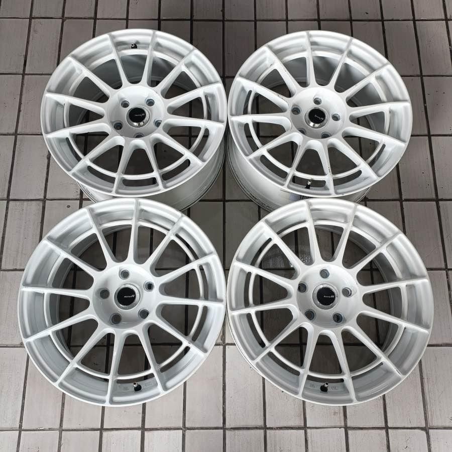 Velg Mobil Bekas Ring 17 Lubang Baut 5 ENKEI SPIDER R17X7,5 5X114,3 ET38