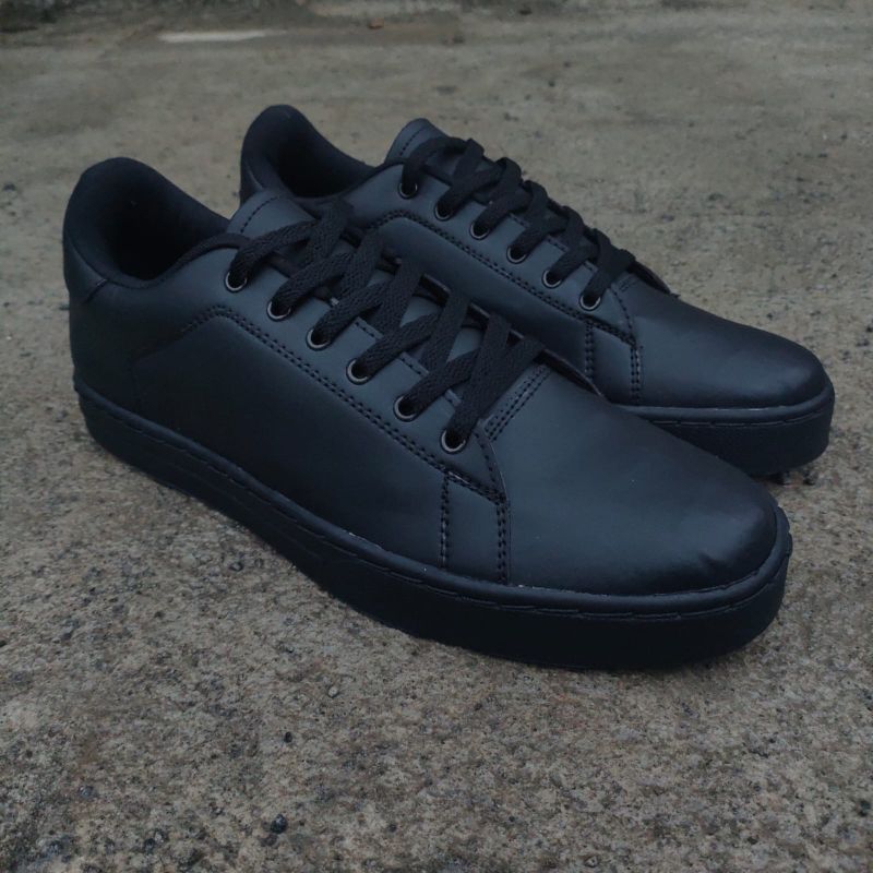 SEPATU SNEAKERS SEKOLAH PRIA UKURAN JUMBO BIG SIZE 45 46 47 FULL BLACK TERLARIS