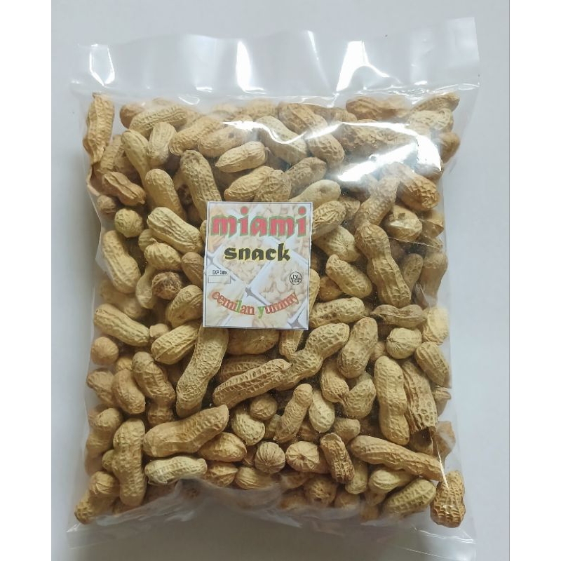 

Kacang Kulit Asin Gurih 250gr / Kacang Asin Gurih Renyah