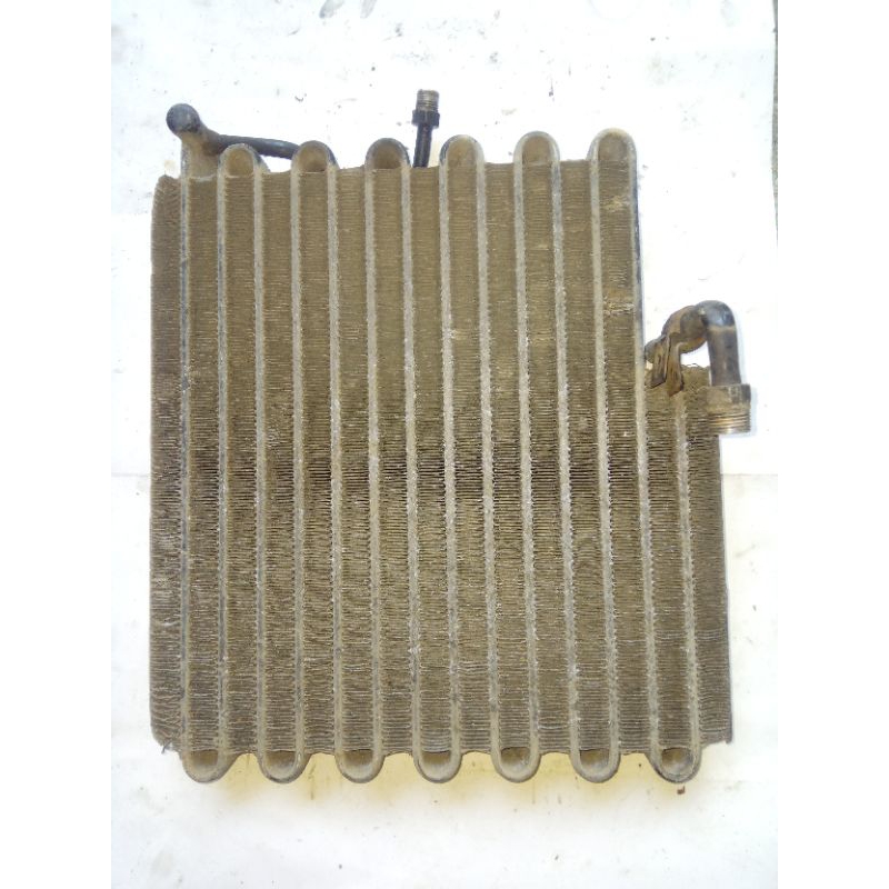 Kondensor AC Starlet Kotak thn90