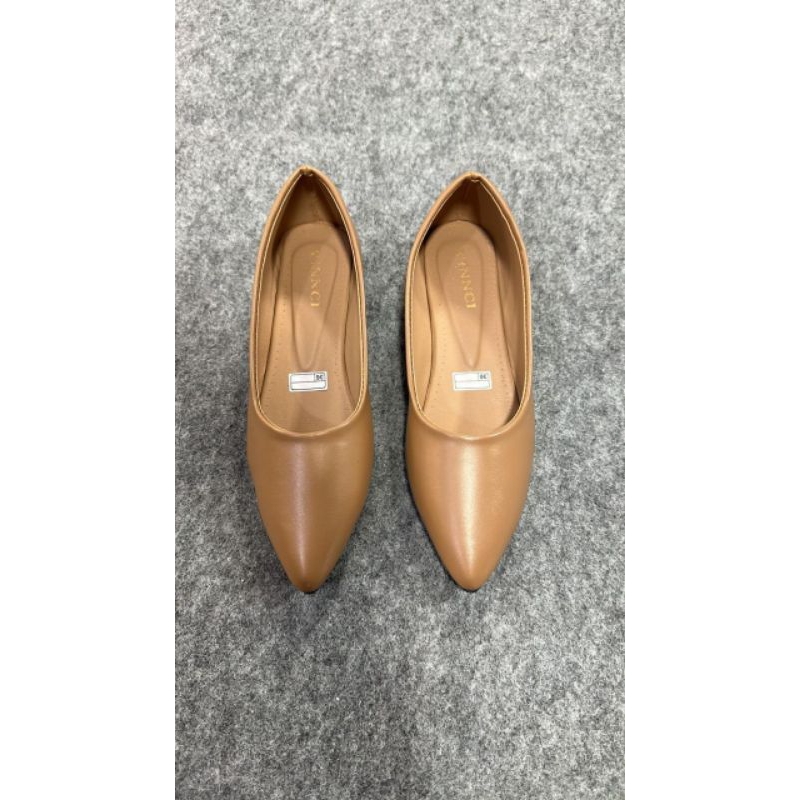 Pansus Polos Wanita VINCCI Nyaman dan elegan