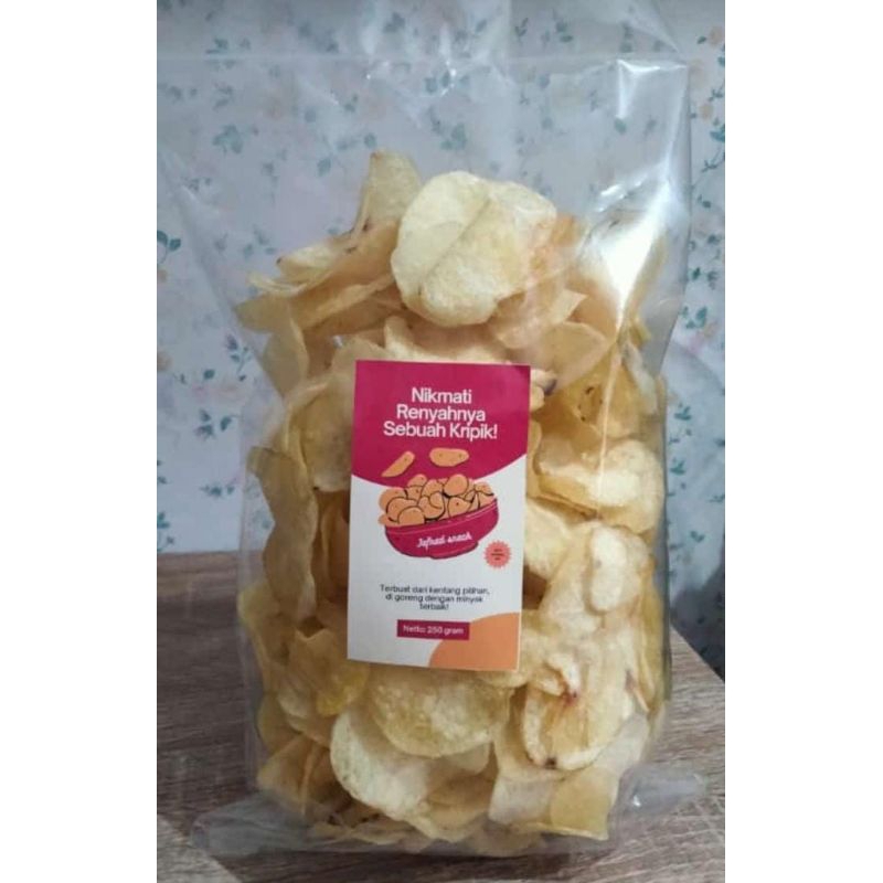 

KERIPIK KENTANG ASIN GURIH ORIGINAL