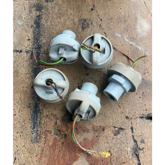 SOKET PITINGAN LAMPU BELAKANG GL MAX/GL PRO ORIGINAL COPOTAN