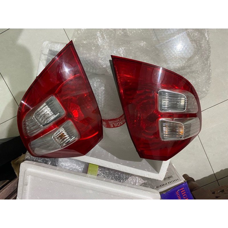 lampu belakang/stoplamp jazz ge8