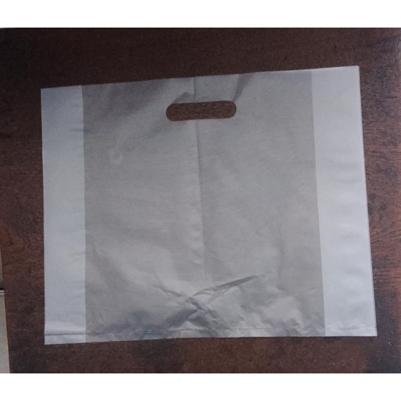 

tas bandeng / brownies plong oval