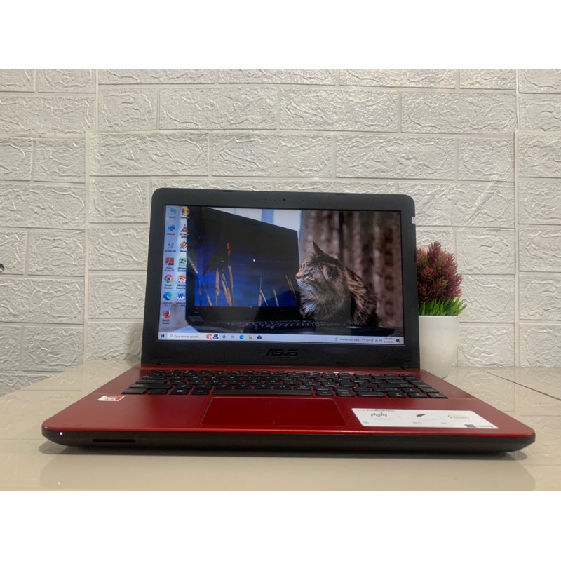 Laptop Asus Second Murah.Laptop Asus X441B,AMD A4,Ram 4,Hdd 500Gb.Siap Pakai No Minus