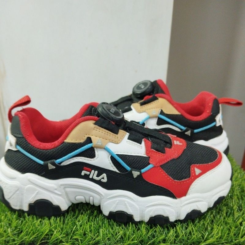 SEPATU SECOND FILA ANAK