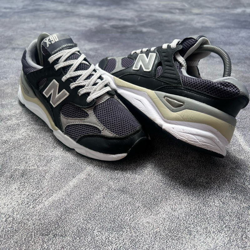 sepatu NB X-90 size 41.5 / 26 cm