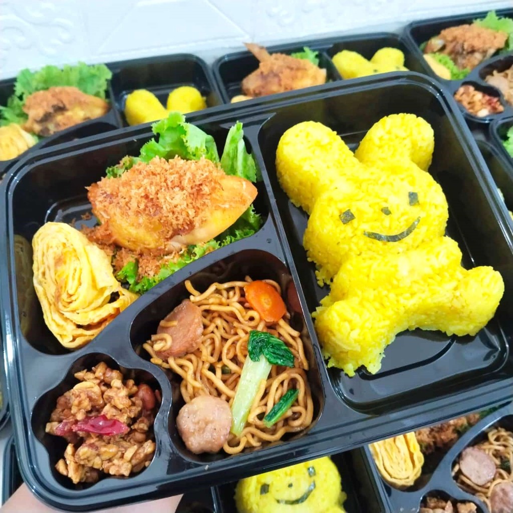 

Nasi Bento Karakter/Paket Nasi Bento Murah Dan Enak