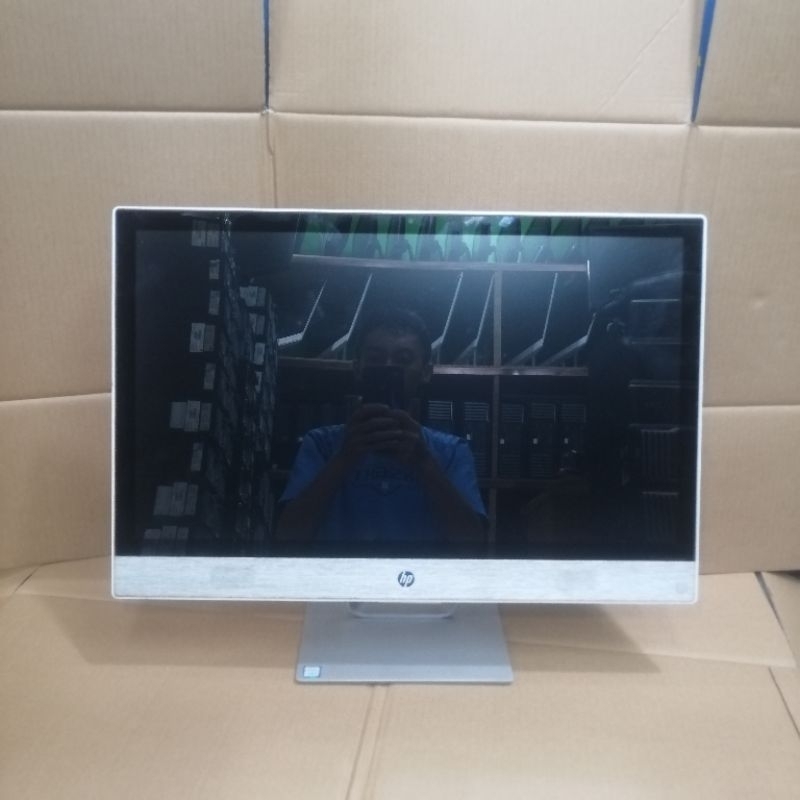 Pc all in one hp Pavilion intel core i7 Gen 8 ram 16gb hardisk 1Tb