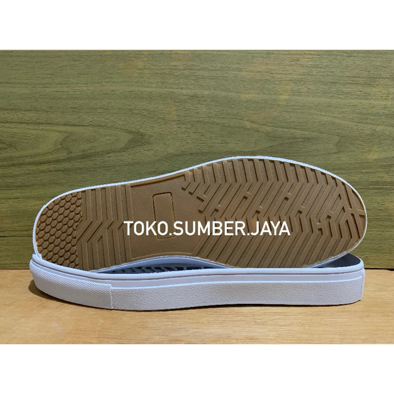 Outsole Sepatu Sneakers Pria - Seri-Classik 7 Casual Sneakers Outsole Sneakers Pria / Wanita Alas Ba