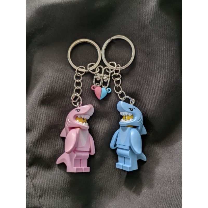 Keychain Lego Couple Shark Suit
