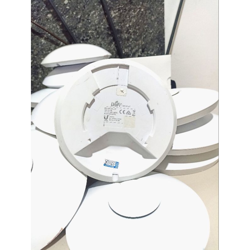 Akses Point AP Unifi UAP AC LR | Unifi AC LR | AC Pro