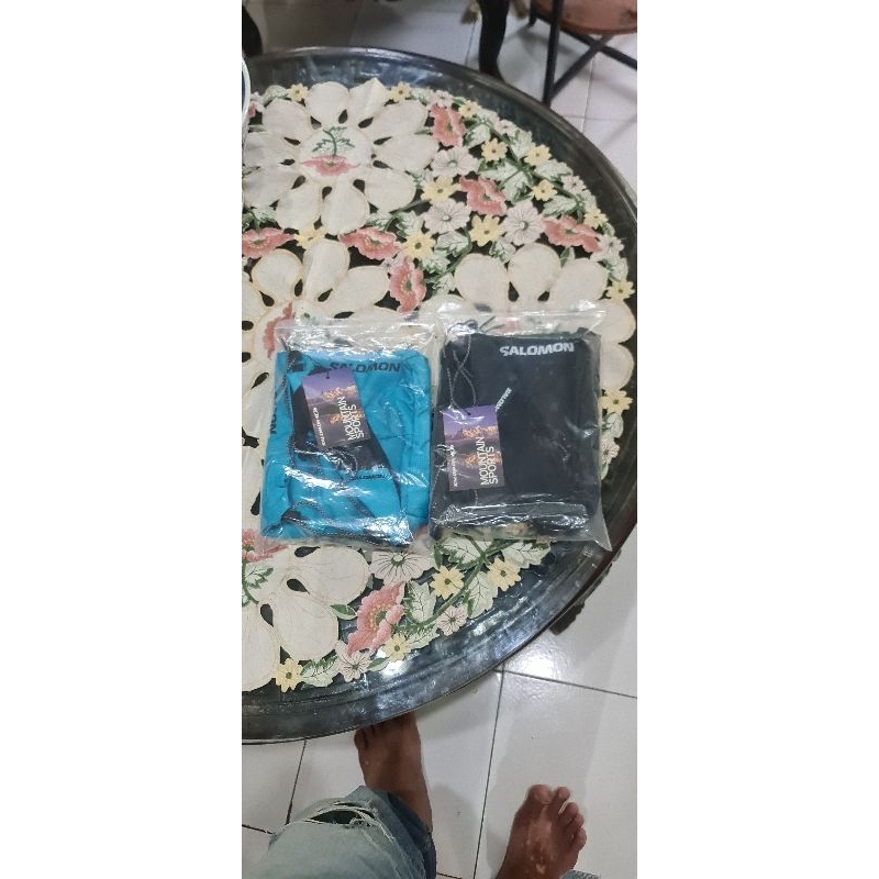 tas slempang salomon