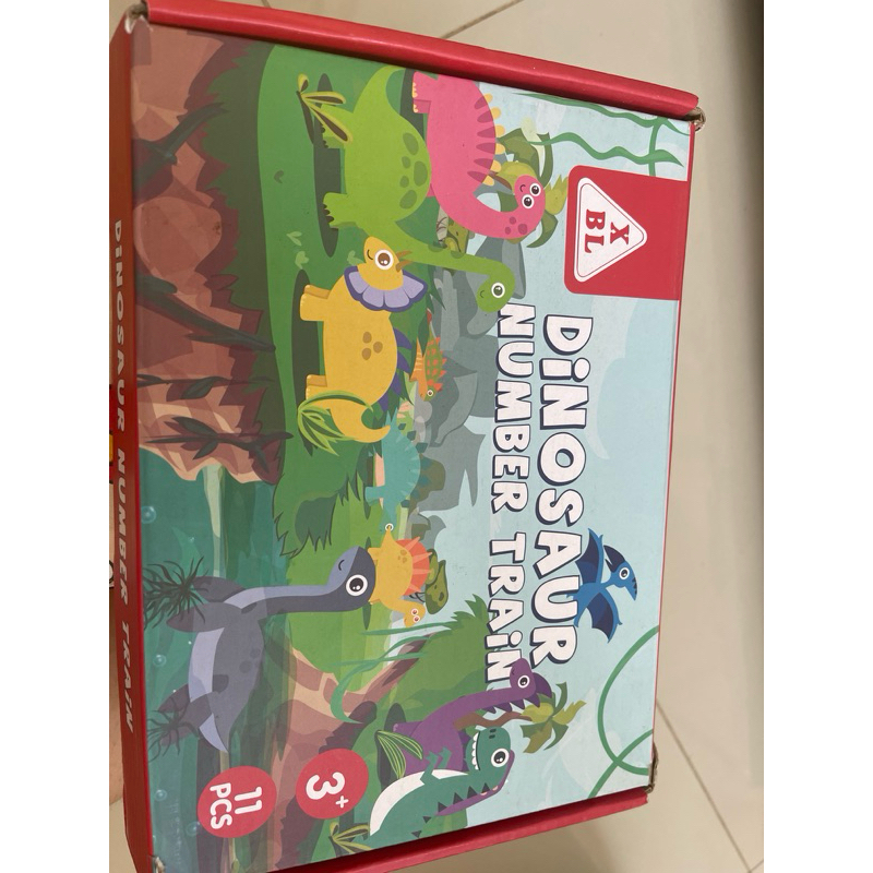 dinosaur number train
