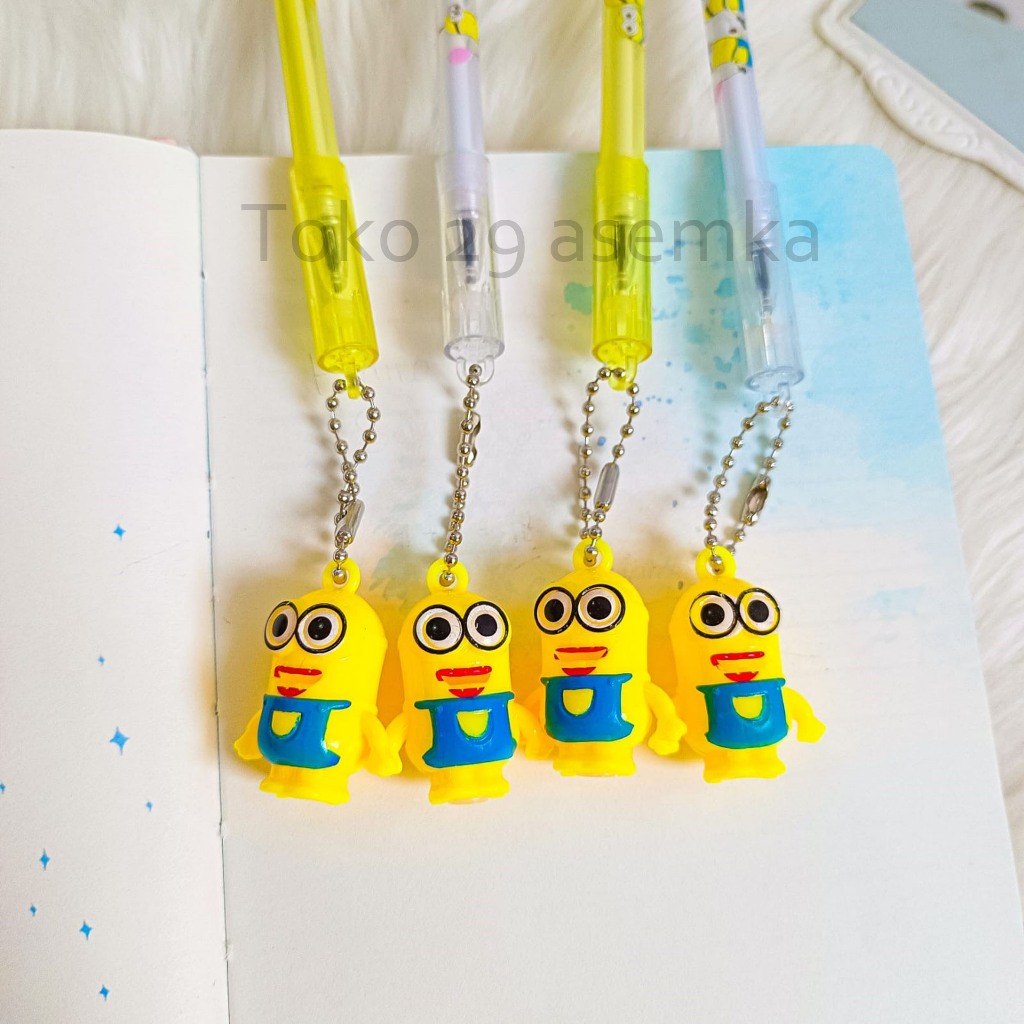 

PULPEN GANTUNGAN BONEKA MINION FREE TEROMPET PEN ALAT TULIS BOLPOIN UNIK IMUT MURAH PEN GEL KARAKTER LUCU MURAH PENA