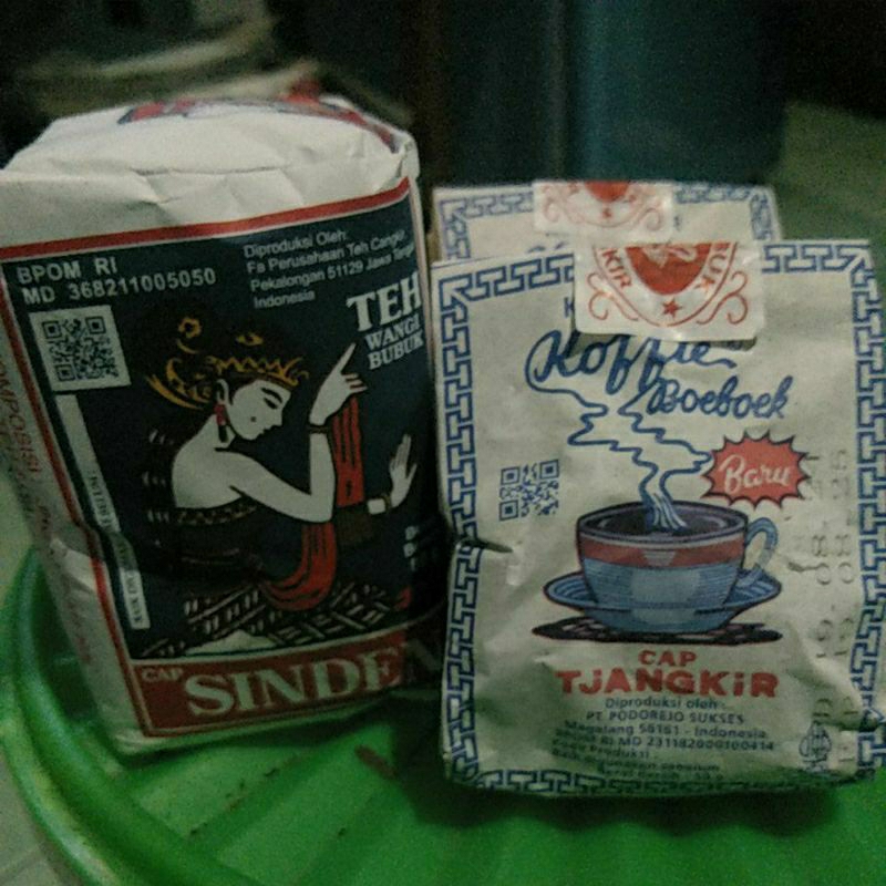 

satu paket kopi cap tjangkir dan teh cap sinden hrga trjangkau