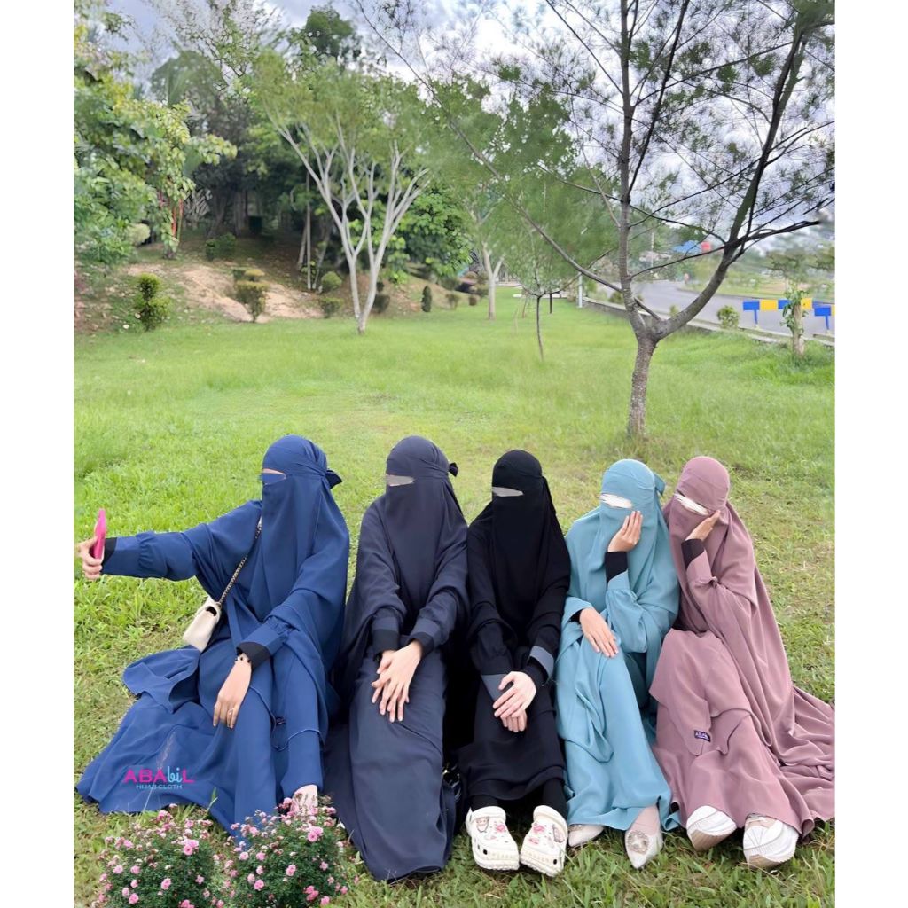 Qairina Series Matt Wolfis Silky By Ababil