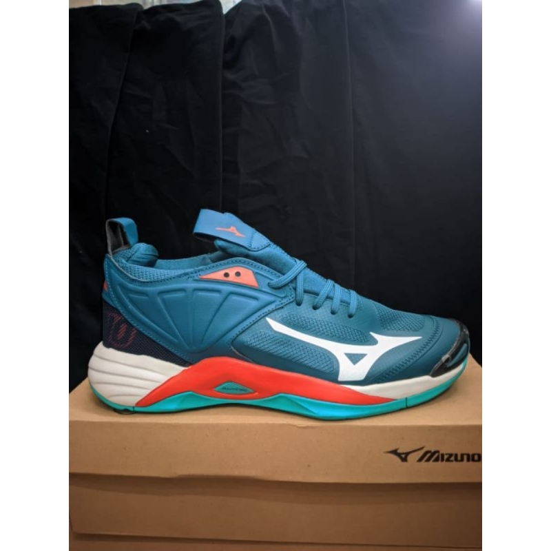 SEPATU VOLLY MIZUNO VOLLY VOLLY