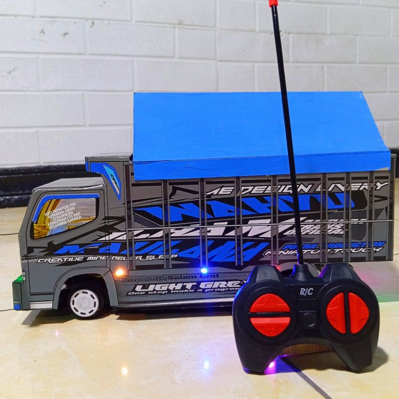 MINIATUR TRUK OLENG REMOT KONTROL TERBARU DAN MURAH FULL VARIASI