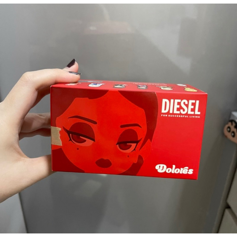 READY Diesel x Dolores (yellow amber) blindbox diesel