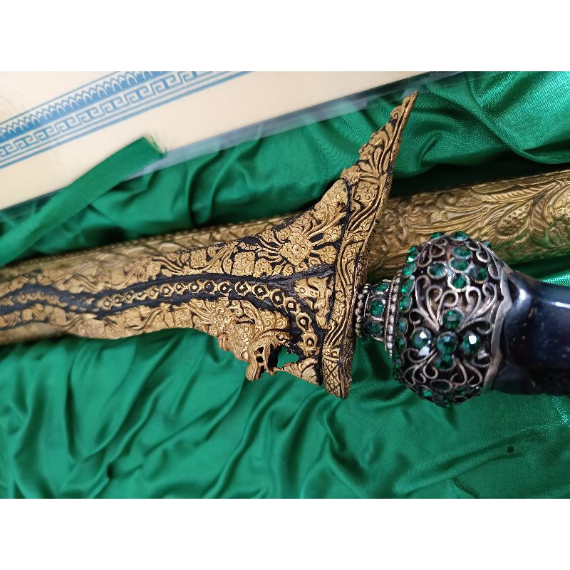 KERIS SEPUH NAGASASRA KAMAROGAN LUK 13 GANA NAGA KINATAH EMAS BERSERTIFIKAT
