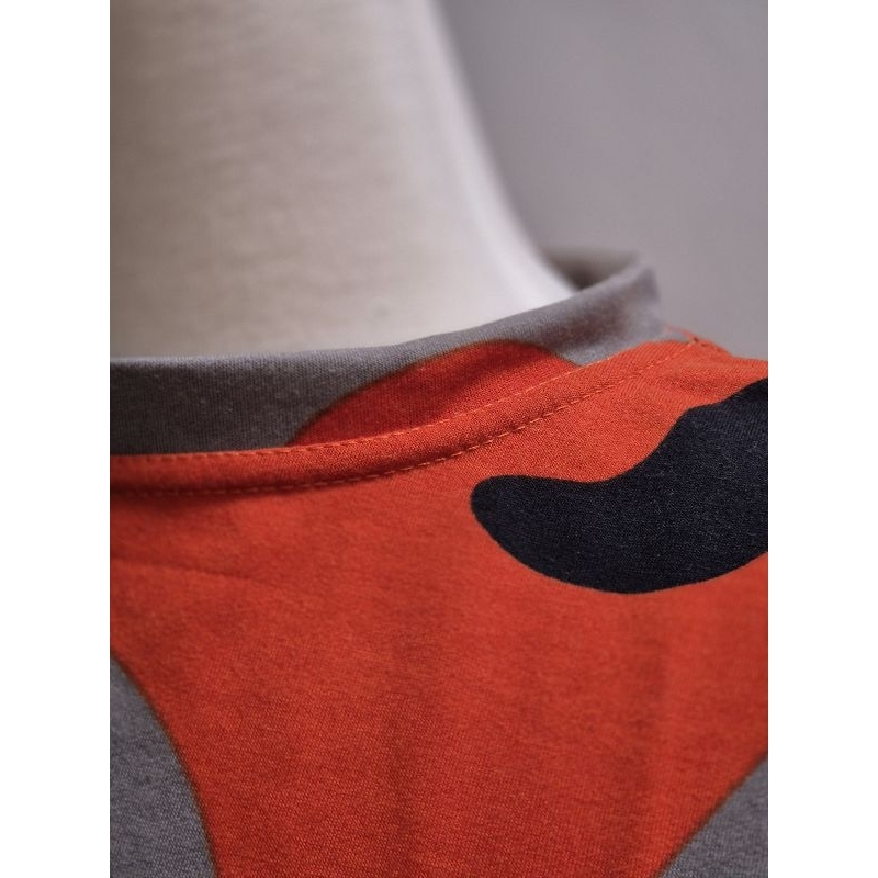 Preloved Setelan One Set Atasan Bawahan Lengan Pendek Halus Wanita