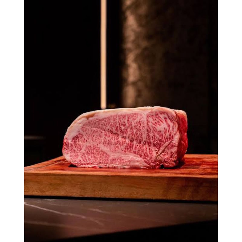 

Daging sapi wagyu A5 super premium