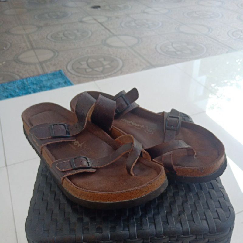 Sendal cowok my feet size 44 insole 27 preloved