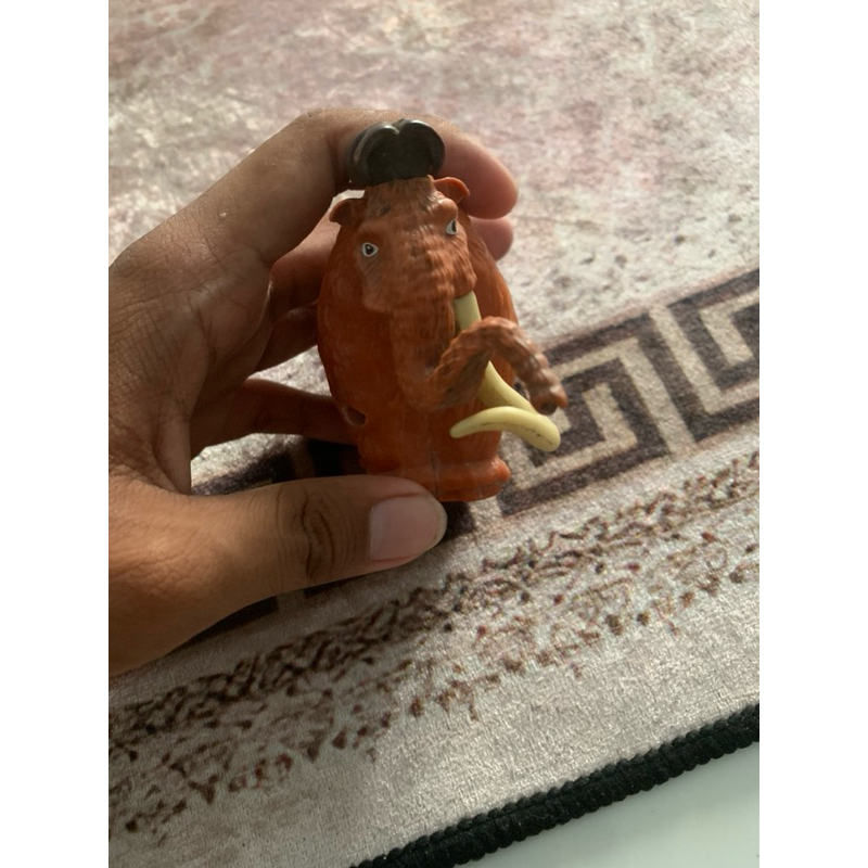 HAPPY MEAL ICE AGE SERIES MANNY