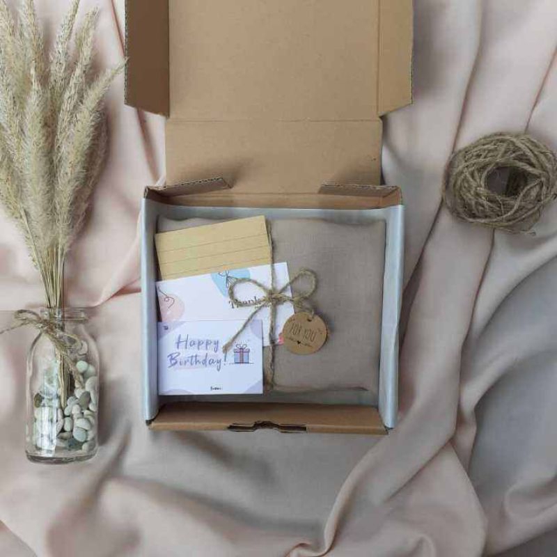 

Hampers kado ultah cewe