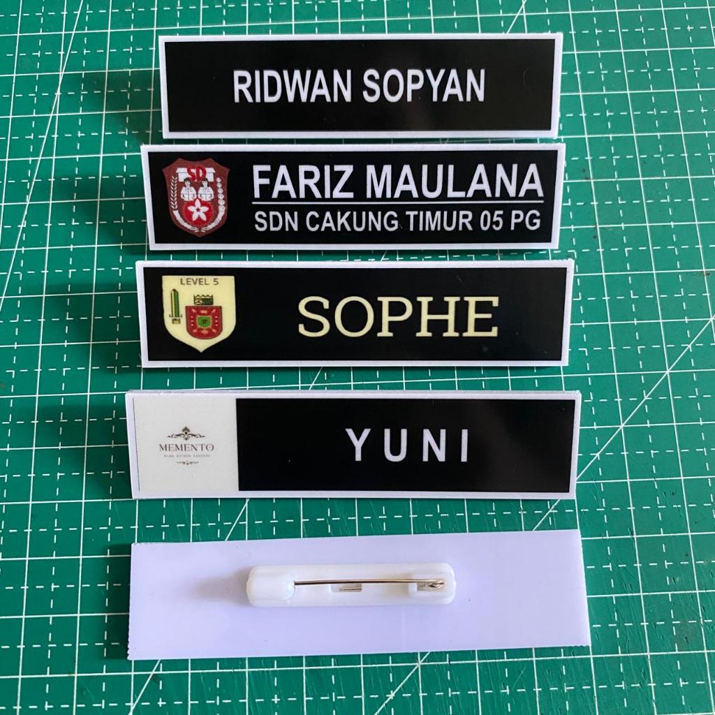 

NAME TAG NAMA DADA/NAMETAG/PAPAN NAMA DADA/NAMA DADA/PENIT TANPA RESIN BISA COD 1 HARI SELESAI
