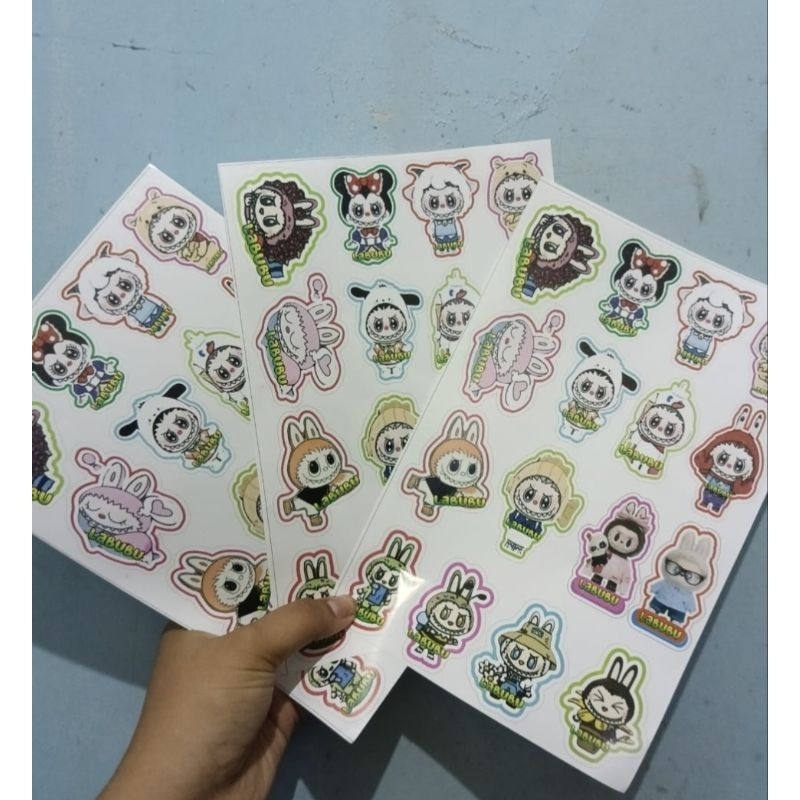 

STIKER LABUBU ISI 16 PCS/STIKER LMBARAN