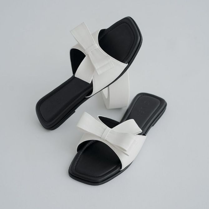 LIMITED CALEA AIMEE SANDALS Sandal Wanita Sandal Slip on Sandal Flat