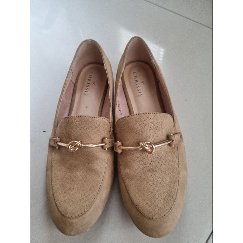 Sepatu wanita Chrissie (Preloved)