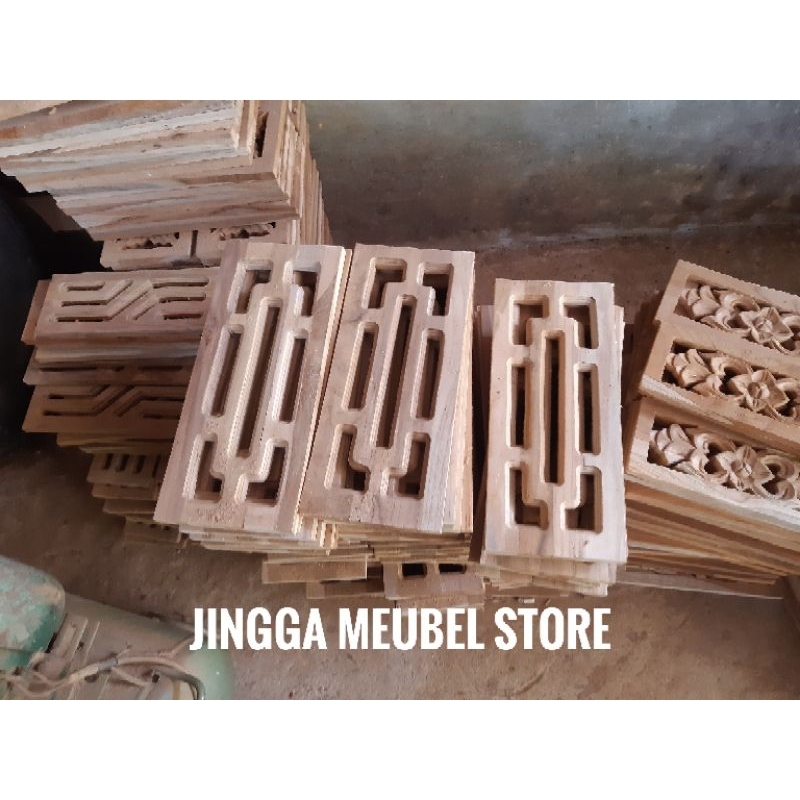 ornamen dinding dekorasi rumah kusen pintu jendela boven lisplang loster roster