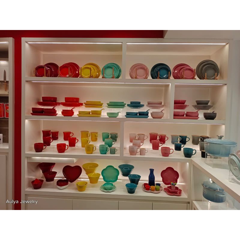 Le Creuset Stoneware oriental square plate piring kotak