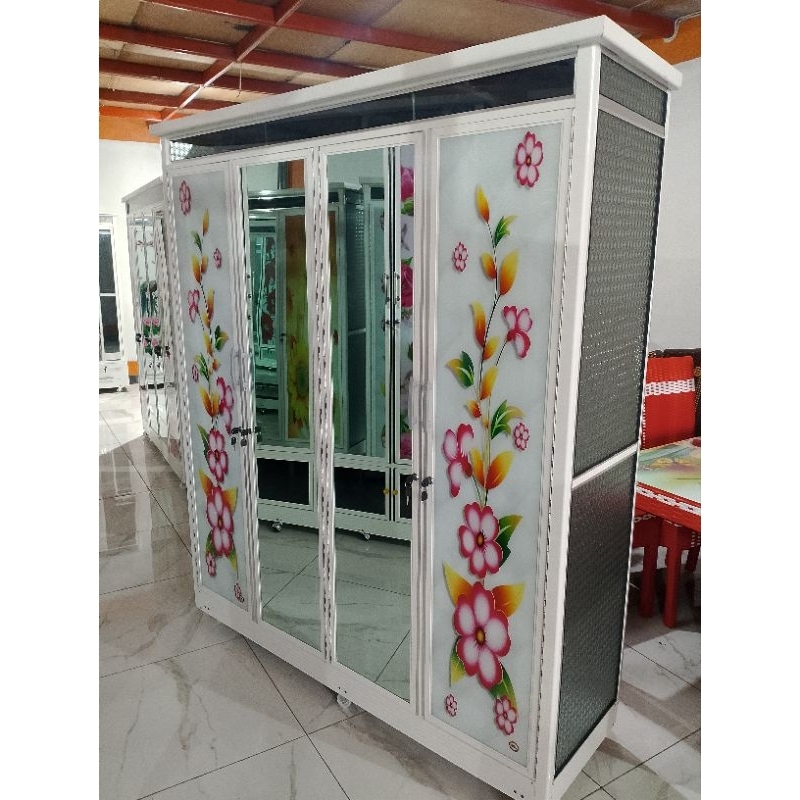 lemari pakaian aluminium Pintu 4 classic